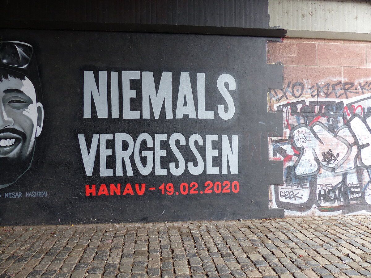 Gedenkstätte Für Die Opfer Politischer Gewalt Aufarbeitung, Gedenken und Entschädigungen – Was bedeutet(e) es, in
