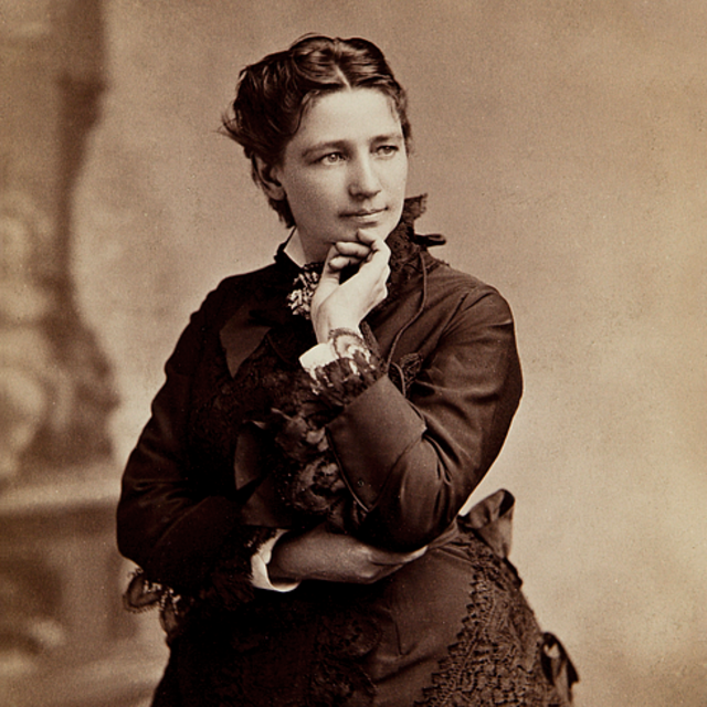 Victoria Woodhull. Bradley & Rulofson, 429 Montgomery Street, San Francisco, Public domain, via Wikimedia Commons; https://upload.wikimedia.org/wikipedia/commons/d/d0/Victoria-Woodhull-by-Bradley-%26-Rulofson.png