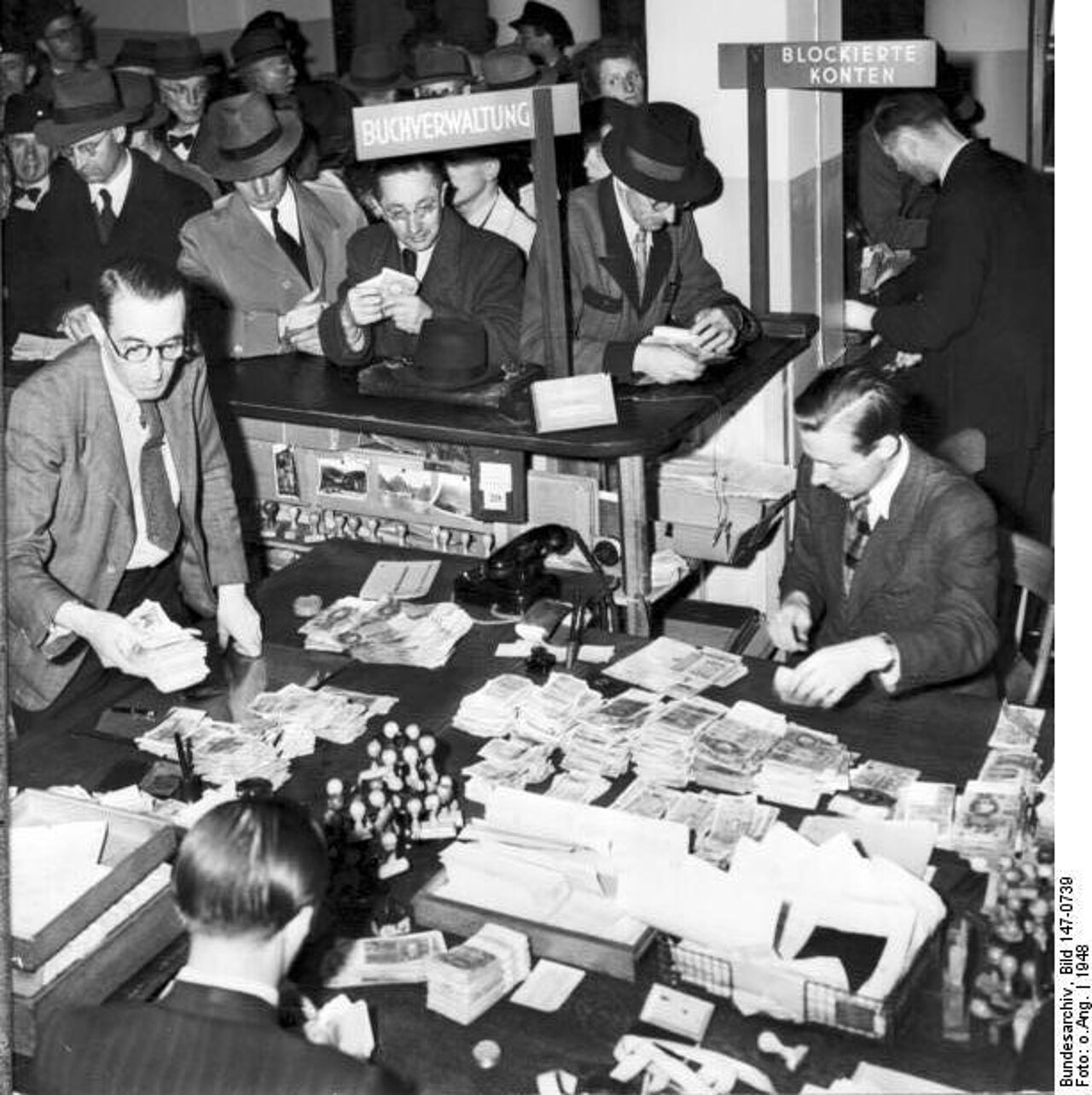 BArch, Bild 147-0739 / Fotograf*in unbekannt / CC-BY-SA 3.0 (ausgeschnitten)