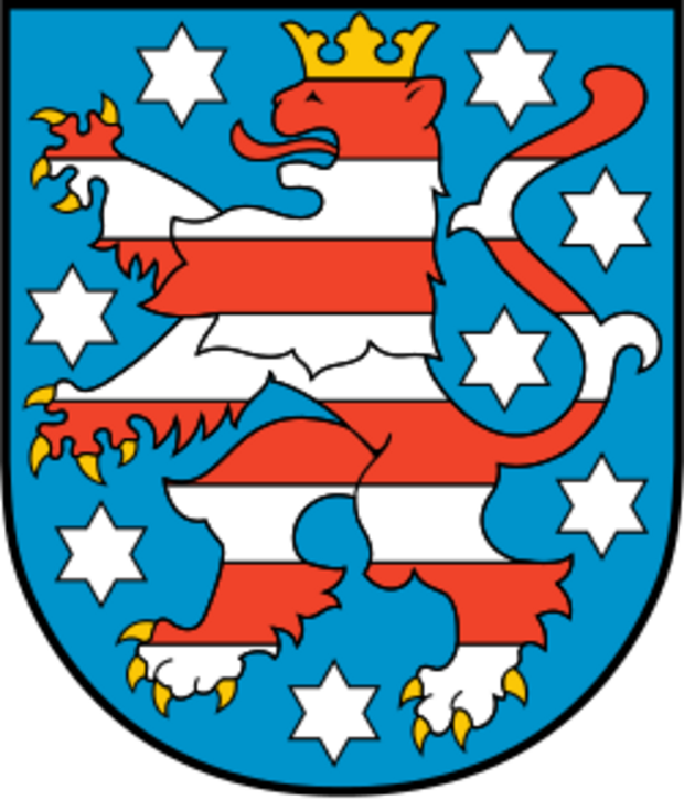 Wappen von Thüringen, als gemeinfrei gekennzeichnet, https://commons.wikimedia.org/wiki/File:Coat_of_arms_of_Thuringia.svg?uselang=de, ausgeschnitten von HLZ, CC0 1.0
